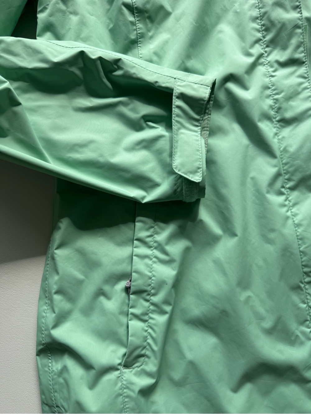 Columbia Women's Light Mint Green Hooded Waterproof Jacket - Picture 3 of 13